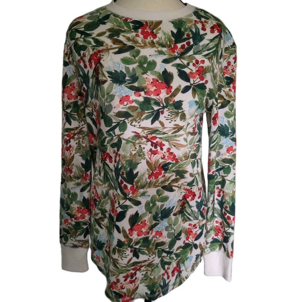Christmas Pointsettia Long Sleeve Waffle Knit Women's Top Sz Small Star's Above